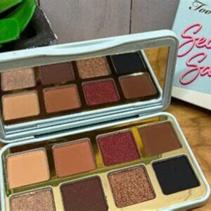 Too Faced palette 8 eye shadows Secret Santa NIB neutral Limited Edition gift